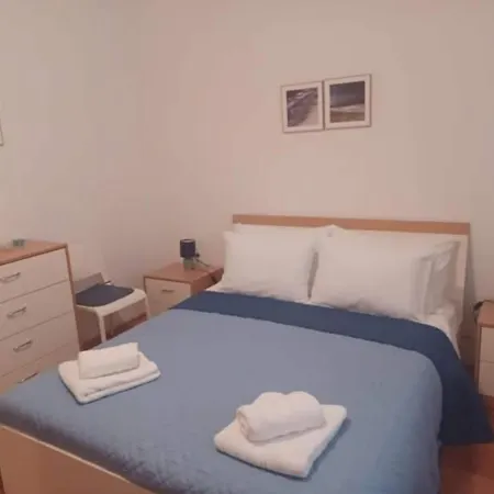 Three Bedroom With Terrace And Sea View * Ist
