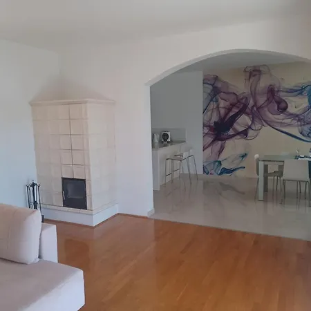 דירה Three Bedroom With Terrace And Sea View *