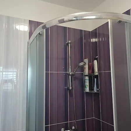 Three Bedroom With Terrace And Sea View דירה Ist